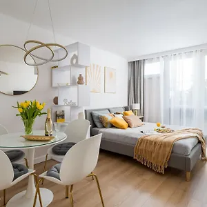 Gold Premium 950 M To Station Parking Apartament
